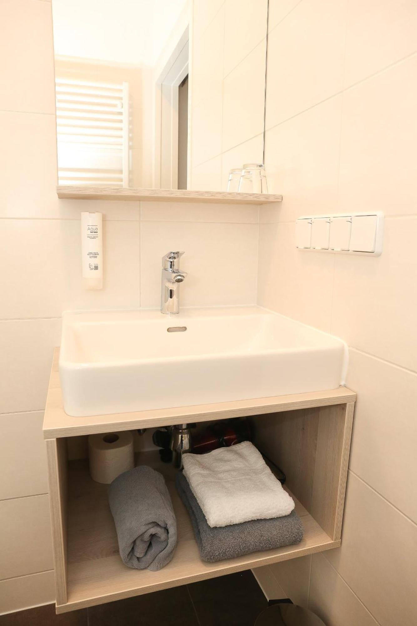 23-Hotel Schwadorf bei Wien Ngoại thất bức ảnh